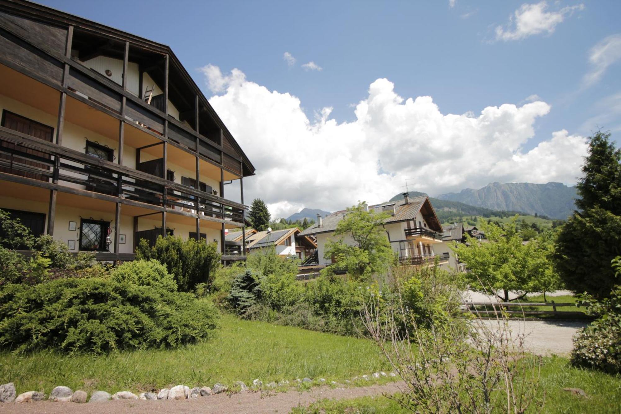 Apartament Casa 4 Pioppi - Agenzia Dolomiti Affitti Cavalese Zewnętrze zdjęcie